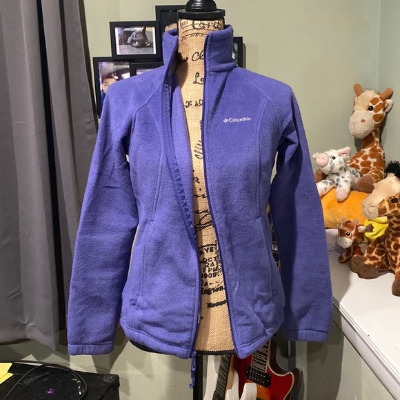 Columbia Zip Up - Picture 2 of 7